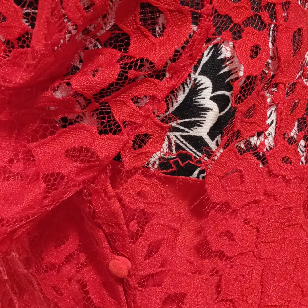 ❤RARE Milly❤ - "Kissing Lips" Lace Top w/Camisole - Picture 15 of 16